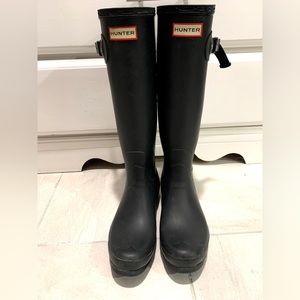 Black Hunter Boots